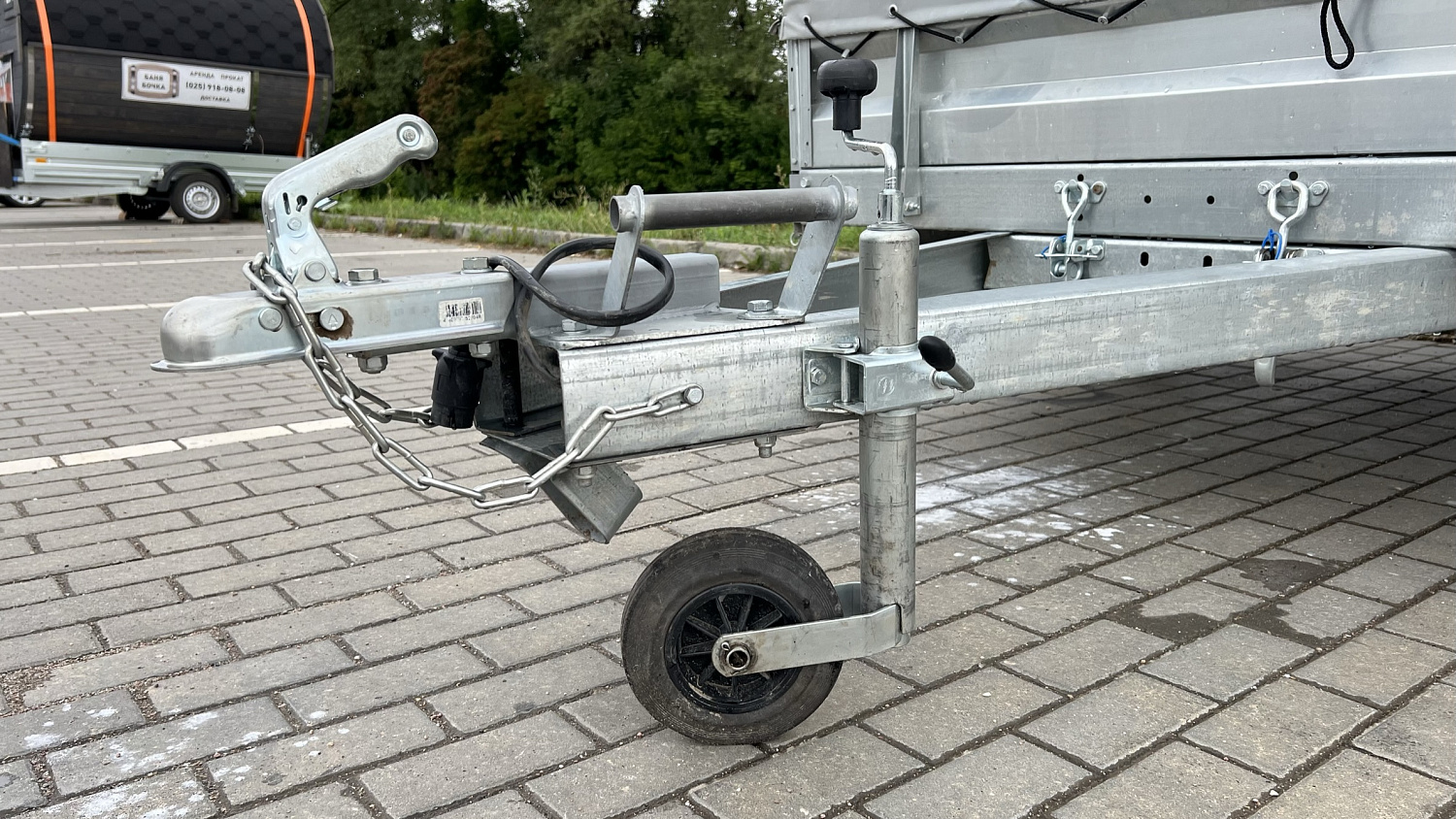 Аренда одноосного прицепа с тентом 2,5x1,5м