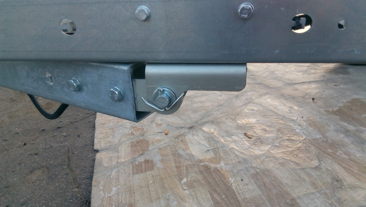 Аренда одноосного прицепа c тентом 3,25x1,5м