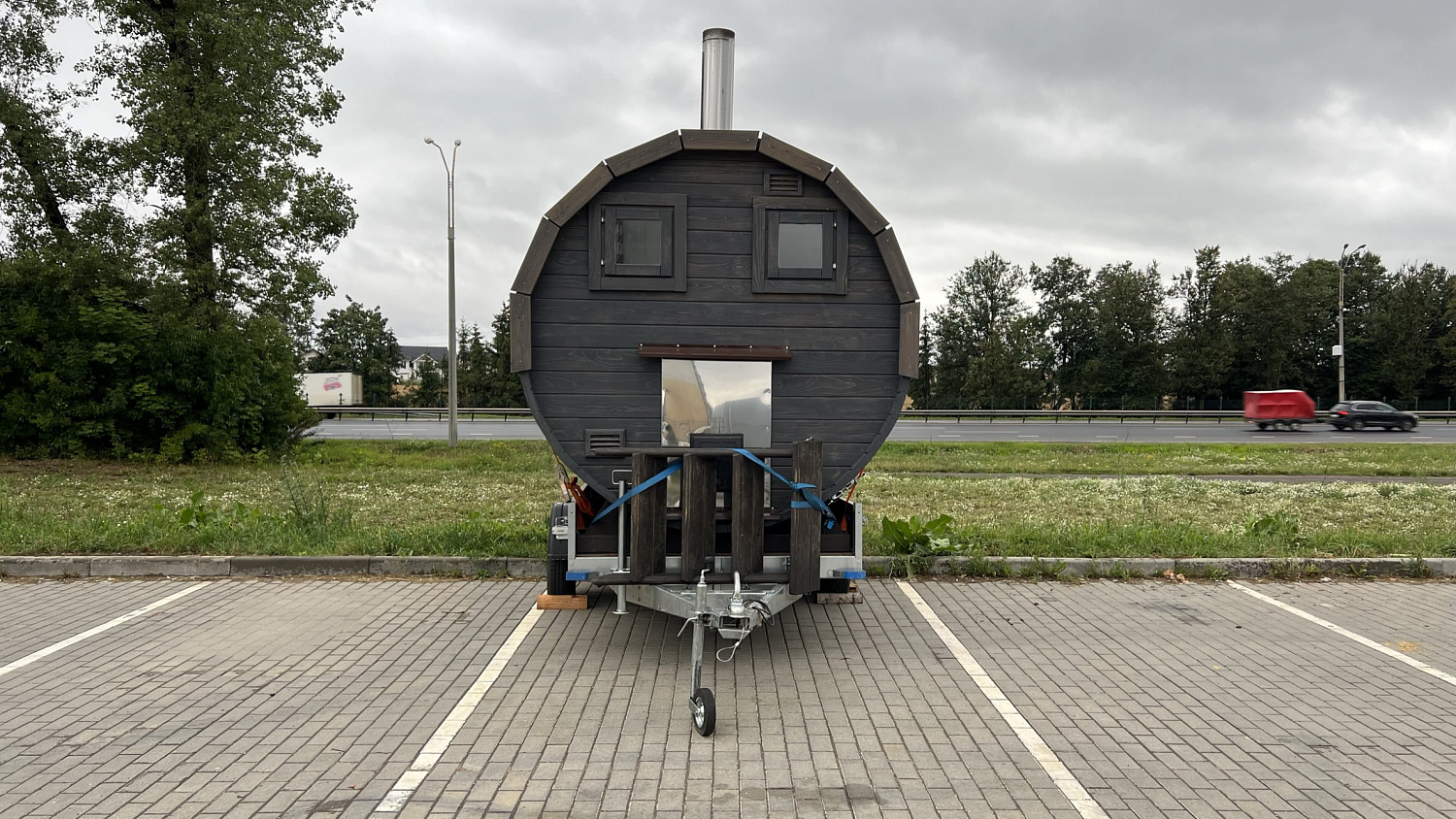 Аренда передвижной бани-бочки с доставкой